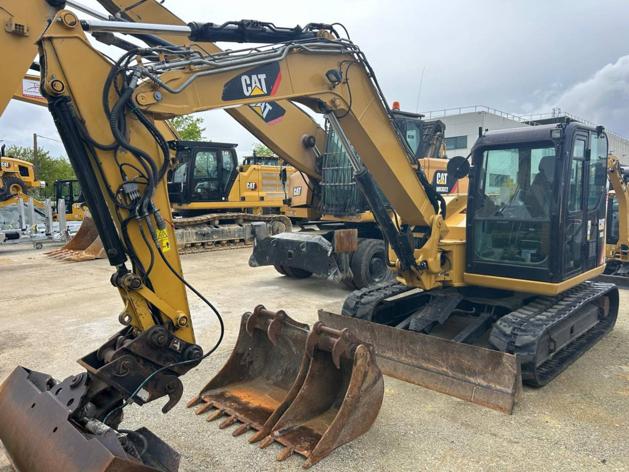 CAT 308E2 CR - Lánctalpas kotró: 1 kép. CAT 308E2 CR - Lánctalpas kotró: 1 kép.