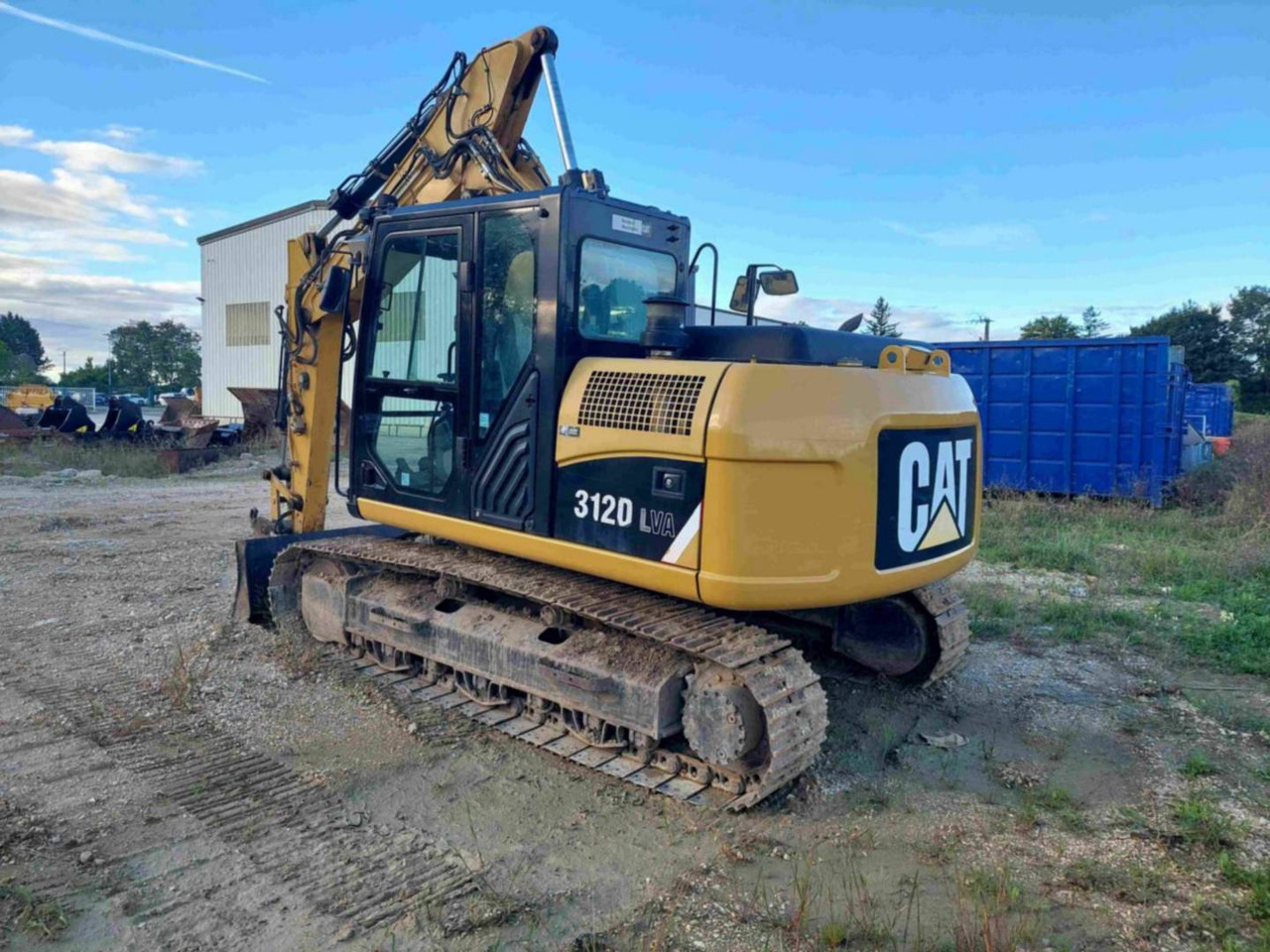 CAT 312D - Lánctalpas kotró: 3 kép. CAT 312D - Lánctalpas kotró: 3 kép.