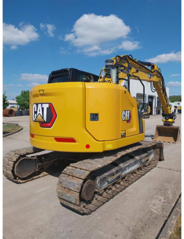CAT 315 - Lánctalpas kotró: 3 kép. CAT 315 - Lánctalpas kotró: 3 kép.