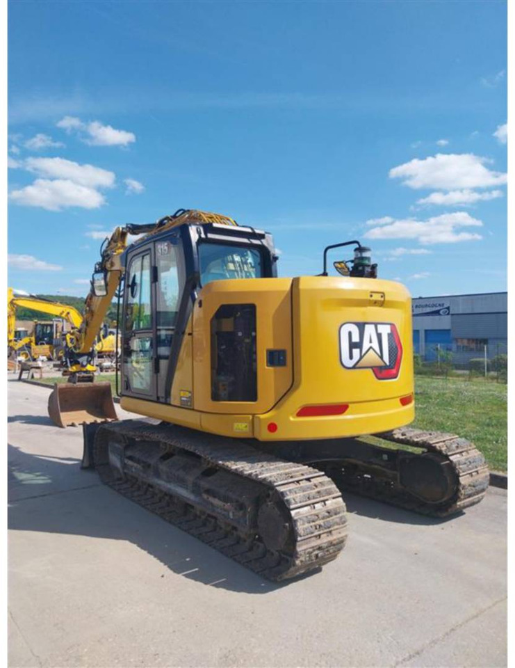 CAT 315 - Lánctalpas kotró: 4 kép. CAT 315 - Lánctalpas kotró: 4 kép.