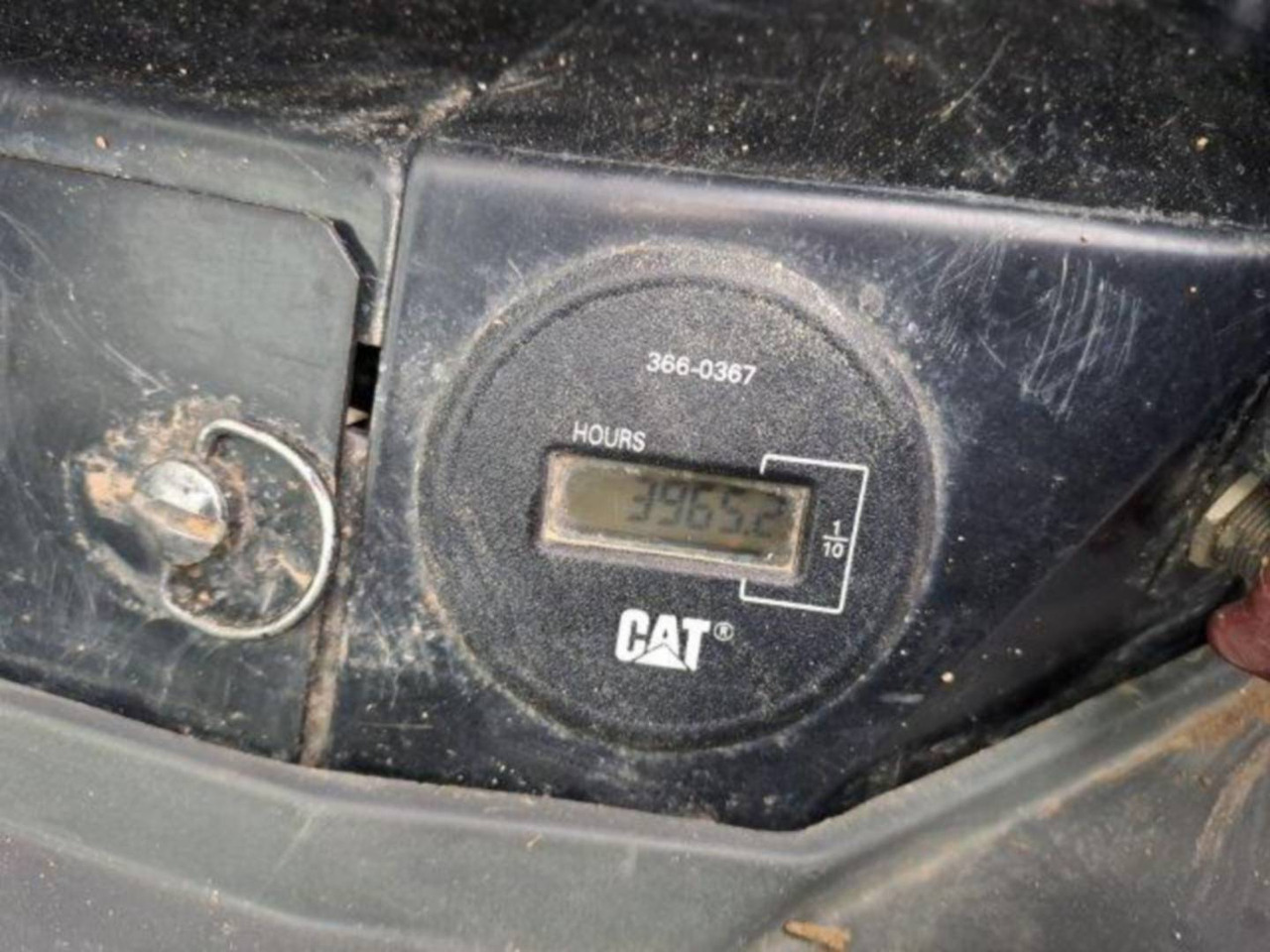 CAT 315F - Lánctalpas kotró: 5 kép. CAT 315F - Lánctalpas kotró: 5 kép.