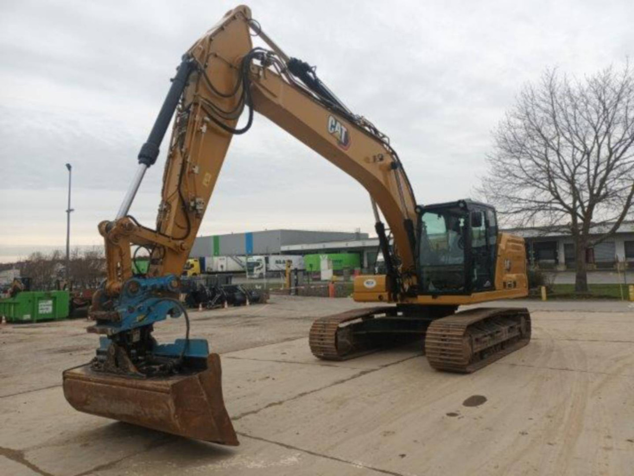 CAT 320 GC - Lánctalpas kotró: 1 kép. CAT 320 GC - Lánctalpas kotró: 1 kép.