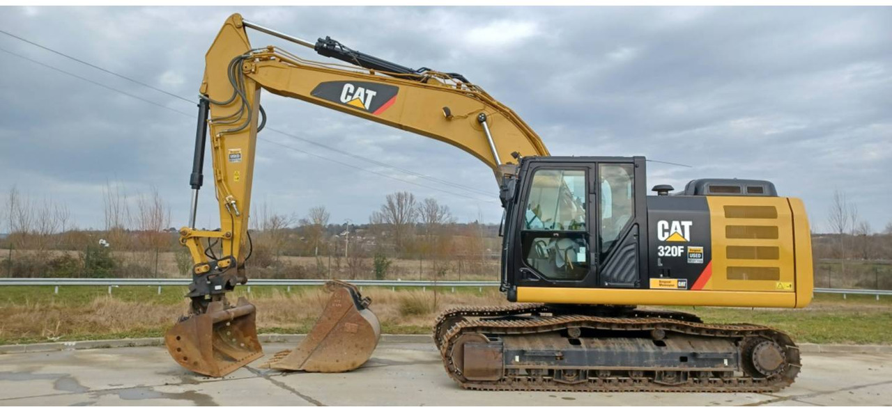 CAT 320F - Lánctalpas kotró: 4 kép. CAT 320F - Lánctalpas kotró: 4 kép.