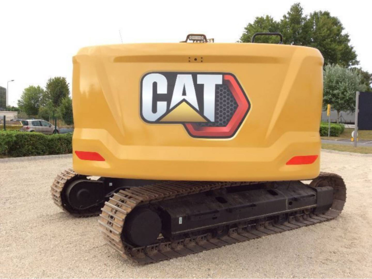 CAT 323 - Lánctalpas kotró: 3 kép. CAT 323 - Lánctalpas kotró: 3 kép.