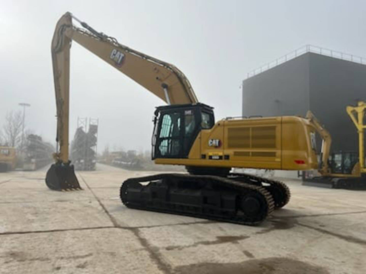 CAT 340-07LRE - Lánctalpas kotró: 5 kép. CAT 340-07LRE - Lánctalpas kotró: 5 kép.