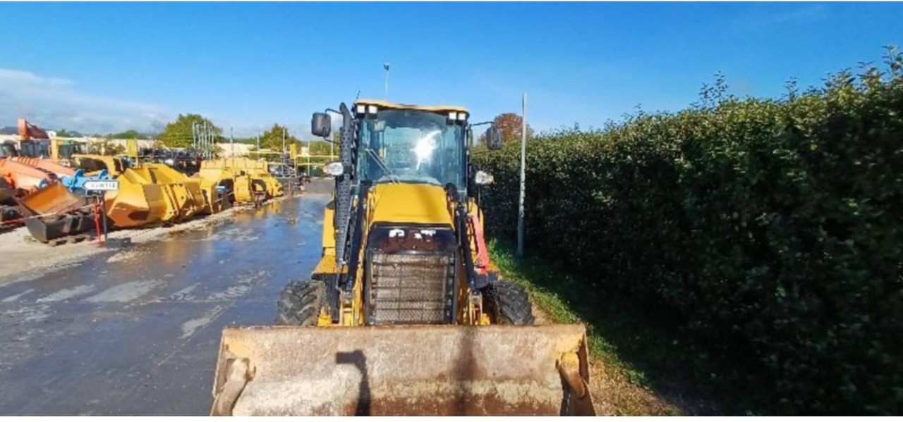 Kotrórakodó CAT 432F2: 7 kép.