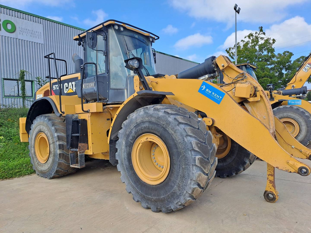 CAT 972M XE - Gumikerekes homlokrakodó: 1 kép. CAT 972M XE - Gumikerekes homlokrakodó: 1 kép.