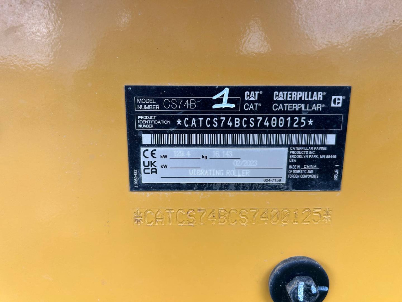 CAT CS74B 4F - Talajtömörítő: 5 kép. CAT CS74B 4F - Talajtömörítő: 5 kép.