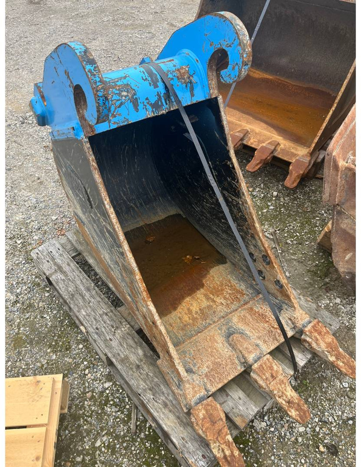 CAT CW20S/GD/600MM/310L - Kotró kanál: 1 kép. CAT CW20S/GD/600MM/310L - Kotró kanál: 1 kép.