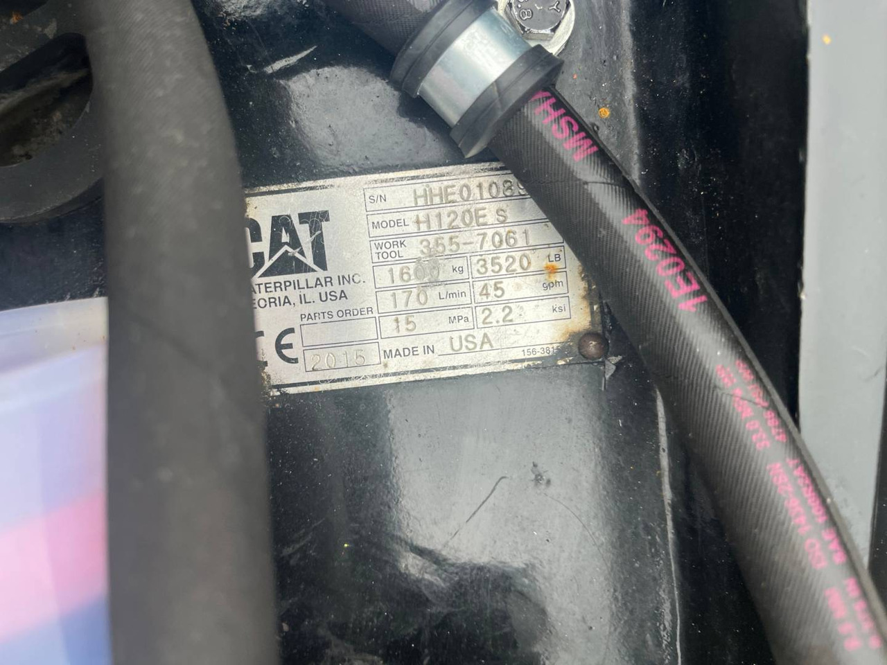 CAT H120S/CW40S/BRH - Hidraulikus törőfej: 3 kép. CAT H120S/CW40S/BRH - Hidraulikus törőfej: 3 kép.