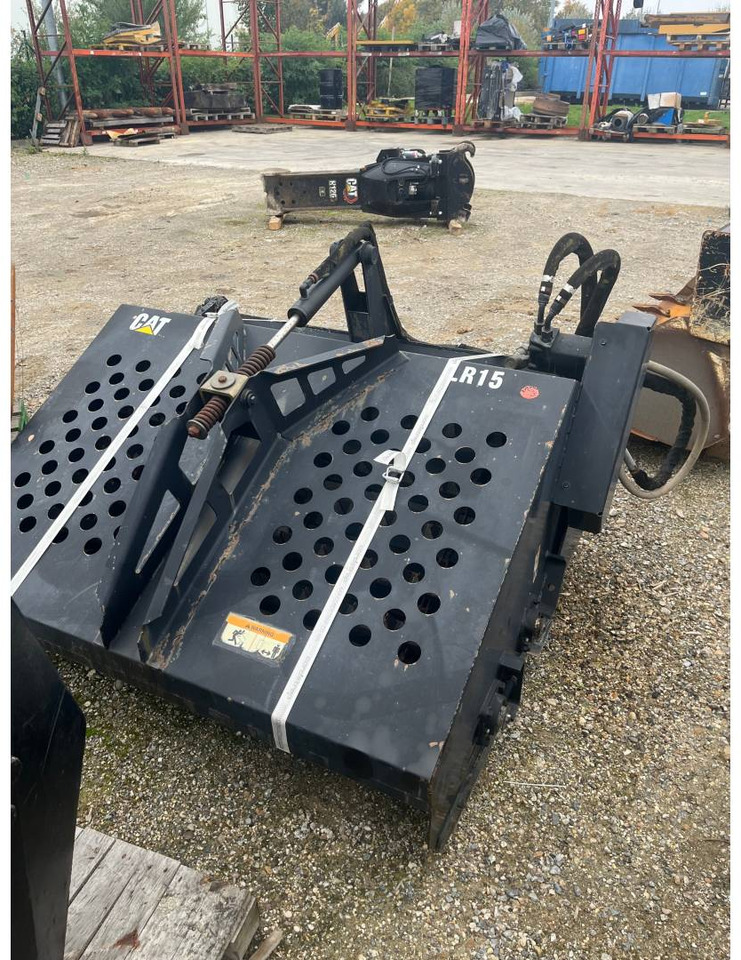 CAT RATEAU PAYSAGE/LR15 - Szénaforgató: 1 kép. CAT RATEAU PAYSAGE/LR15 - Szénaforgató: 1 kép.