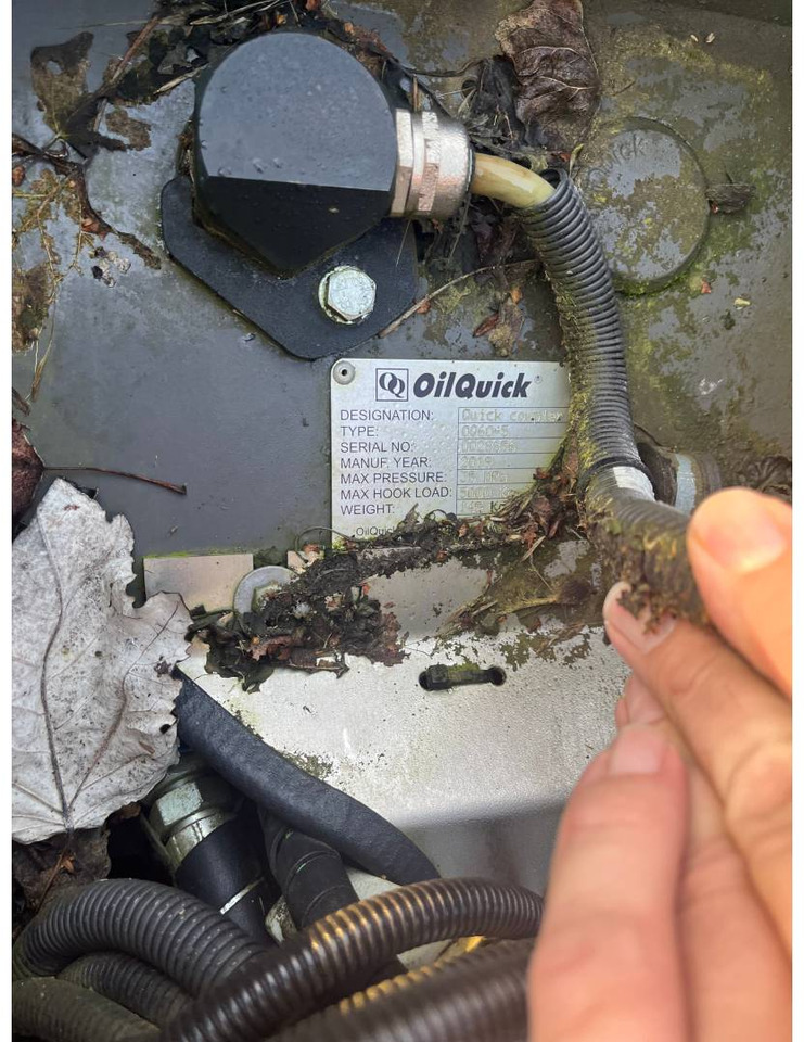 OILQUICK DEUTSCHLAND GMBH OQ60-5/OILQUICK/ATTACHE HYDR - Gyorscsatlakozó: 3 kép. OILQUICK DEUTSCHLAND GMBH OQ60-5/OILQUICK/ATTACHE HYDR - Gyorscsatlakozó: 3 kép.