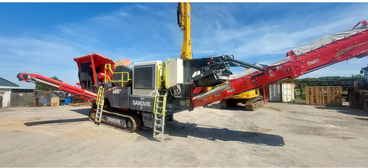 SANDVIK MINING & CONSTRUCTION QJ341 - Törőgép: 5 kép. SANDVIK MINING & CONSTRUCTION QJ341 - Törőgép: 5 kép.