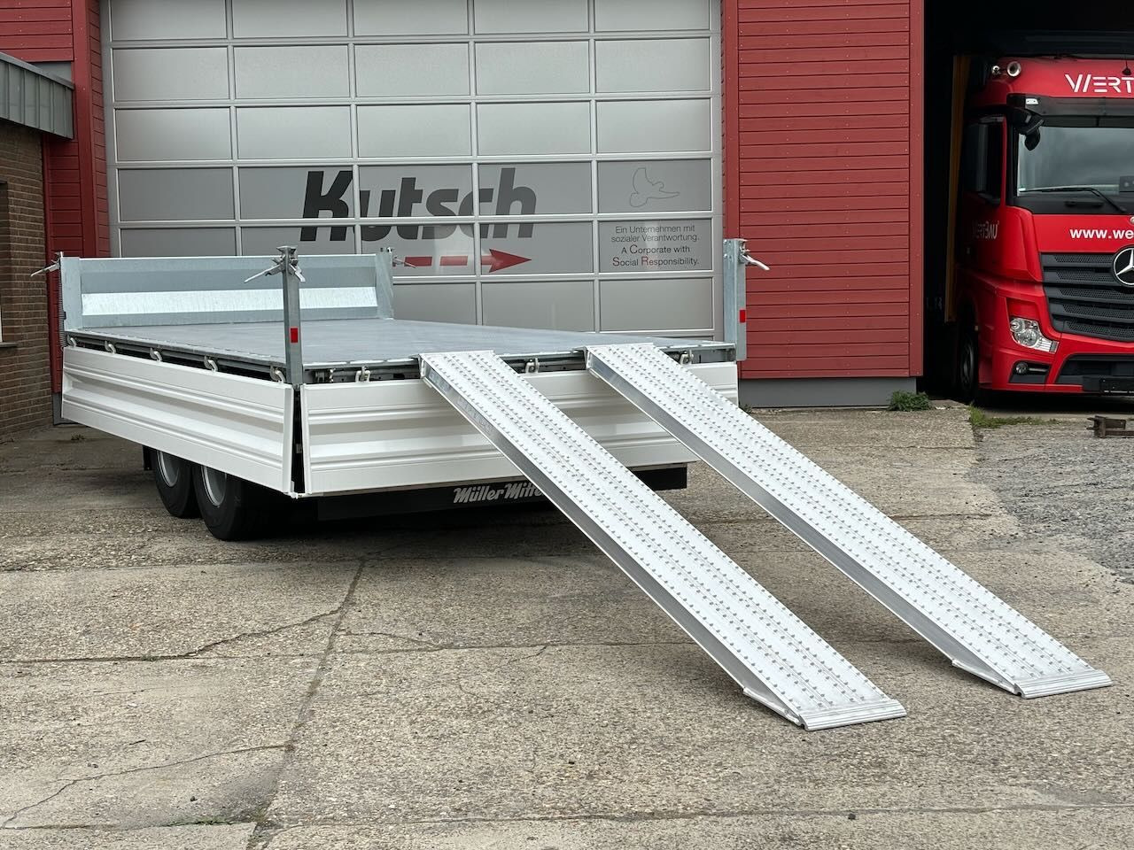 Müller-Mitteltal KA-TA-R 11,9/024 Breitreifen, Alu-Rampen, LED - Pótkocsi billenőplatós: 1 kép. Müller-Mitteltal KA-TA-R 11,9/024 Breitreifen, Alu-Rampen, LED - Pótkocsi billenőplatós: 1 kép.