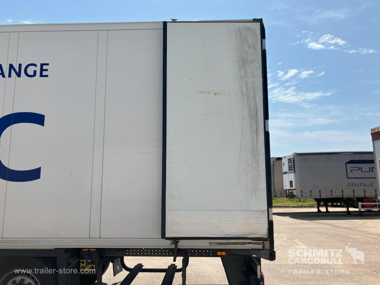 SCHMITZ Semiremolque Frigo Standard Double deck - Félpótkocsi hőszigetelt: 2 kép. SCHMITZ Semiremolque Frigo Standard Double deck - Félpótkocsi hőszigetelt: 2 kép.