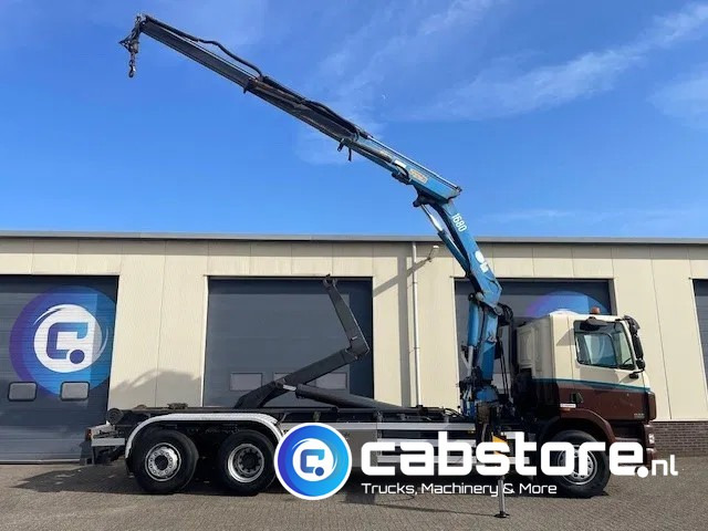 DAF CF 85.340 6X2 Euro 3 - Haakarm containersystem - Hooklift - Abrollkipper - Year 2004 - HMF 1680-K2 Crane - Grua - Ladekran - Autolaadkraan - Horgos rakodó teherautó, Darus autó: 5 kép. DAF CF 85.340 6X2 Euro 3 - Haakarm containersystem - Hooklift - Abrollkipper - Year 2004 - HMF 1680-K2 Crane - Grua - Ladekran - Autolaadkraan - Horgos rakodó teherautó, Darus autó: 5 kép.