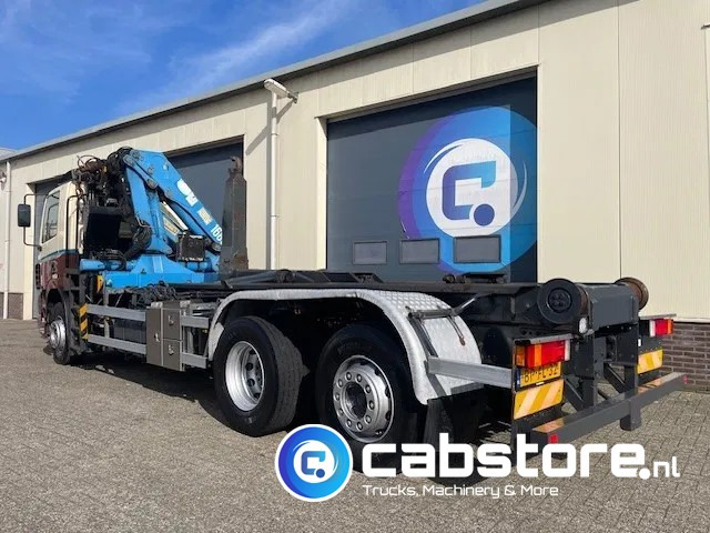 DAF CF 85.340 6X2 Euro 3 - Haakarm containersystem - Hooklift - Abrollkipper - Year 2004 - HMF 1680-K2 Crane - Grua - Ladekran - Autolaadkraan - Horgos rakodó teherautó, Darus autó: 2 kép. DAF CF 85.340 6X2 Euro 3 - Haakarm containersystem - Hooklift - Abrollkipper - Year 2004 - HMF 1680-K2 Crane - Grua - Ladekran - Autolaadkraan - Horgos rakodó teherautó, Darus autó: 2 kép.