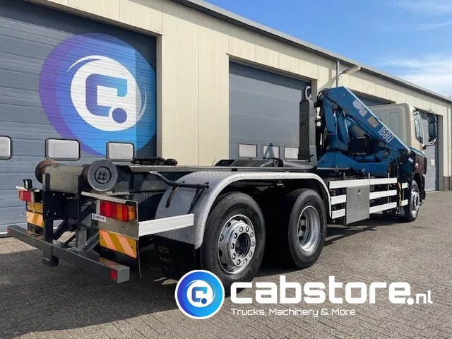 DAF CF 85.340 6X2 Euro 3 - Haakarm containersystem - Hooklift - Abrollkipper - Year 2004 - HMF 1680-K2 Crane - Grua - Ladekran - Autolaadkraan - Horgos rakodó teherautó, Darus autó: 3 kép. DAF CF 85.340 6X2 Euro 3 - Haakarm containersystem - Hooklift - Abrollkipper - Year 2004 - HMF 1680-K2 Crane - Grua - Ladekran - Autolaadkraan - Horgos rakodó teherautó, Darus autó: 3 kép.