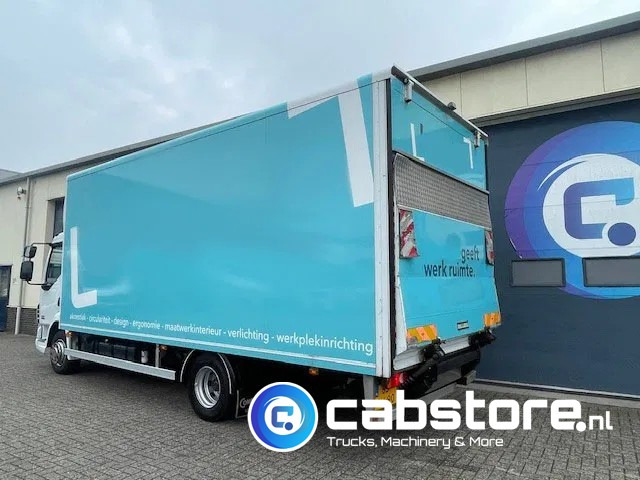 DAF LF 45 .180 4x2 Bakwagen - 12 Ton's - MANUAL - Airco - Year 2007 - Dobozos felépítményű teherautó: 3 kép. DAF LF 45 .180 4x2 Bakwagen - 12 Ton's - MANUAL - Airco - Year 2007 - Dobozos felépítményű teherautó: 3 kép.