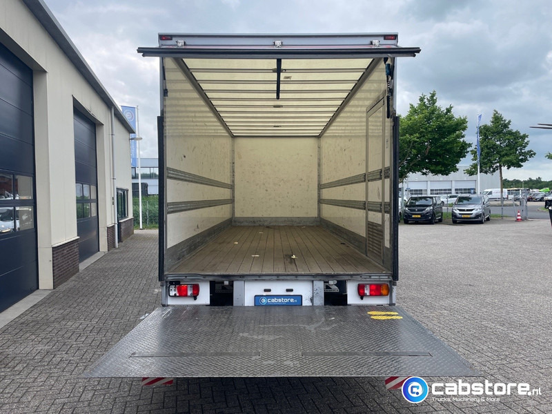 MAN TGL 12.180 4x2 Euro 6 Bakwagen MAN TGL 12.180 Bakwagen Euro 6 - Bouwjaar 2016 - Km 394.831 - Laadklep - Good condition - Dobozos felépítményű teherautó: 5 kép. MAN TGL 12.180 4x2 Euro 6 Bakwagen MAN TGL 12.180 Bakwagen Euro 6 - Bouwjaar 2016 - Km 394.831 - Laadklep - Good condition - Dobozos felépítményű teherautó: 5 kép.