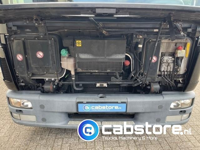 Dobozos felépítményű teherautó MAN TGL 8.180 4X2 BB  Euro 5 - Handgeschakelde versnellingsbak - Laadklep - Bouwjaar 2010 - 3 zitplaatsen: 20 kép.