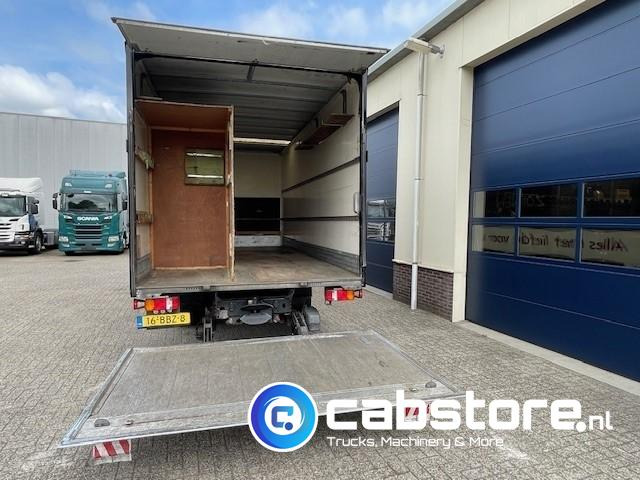 Dobozos felépítményű teherautó MAN TGL 8.180 4X2 BB  Euro 5 - Handgeschakelde versnellingsbak - Laadklep - Bouwjaar 2010 - 3 zitplaatsen: 14 kép.