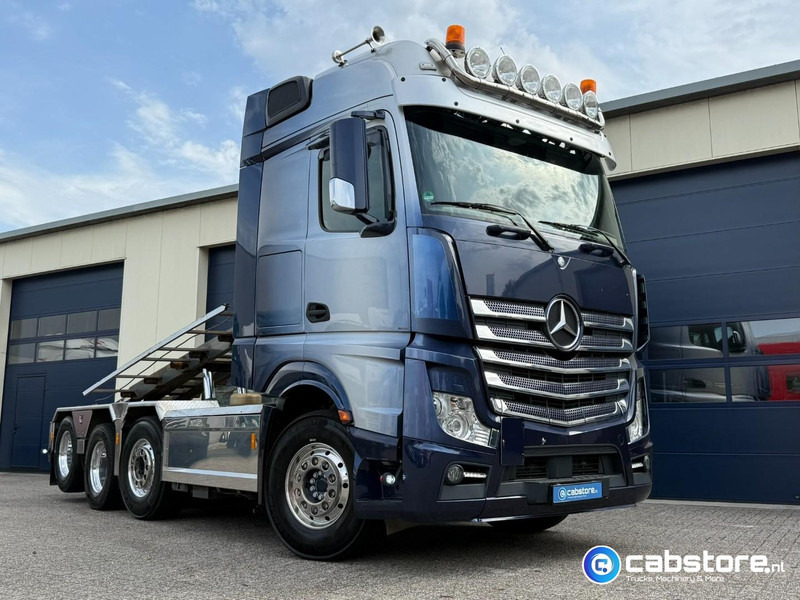Mercedes-Benz ACTROS 3663 Euro 6 - 8x2 - RETARDER - Bouwjaar 09-2017 - 30 Ton's Container Kabelsysteem - Km 476.892 - Good condition - Teherautó - kábelrendszer: 1 kép. Mercedes-Benz ACTROS 3663 Euro 6 - 8x2 - RETARDER - Bouwjaar 09-2017 - 30 Ton's Container Kabelsysteem - Km 476.892 - Good condition - Teherautó - kábelrendszer: 1 kép.