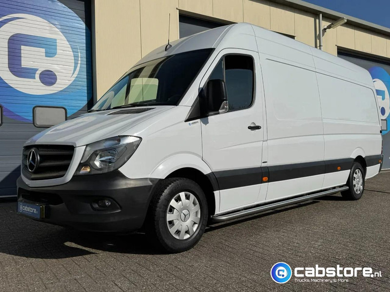 Mercedes-Benz Sprinter 316 CDI L3/H2 316 CDI Euro 5 - L3/H2 - Automaat - Geïntegreerde rijplaten in vloer - Bearlock - Year 2015 - Nieuwe banden - Camperbus - Furgon: 1 kép. Mercedes-Benz Sprinter 316 CDI L3/H2 316 CDI Euro 5 - L3/H2 - Automaat - Geïntegreerde rijplaten in vloer - Bearlock - Year 2015 - Nieuwe banden - Camperbus - Furgon: 1 kép.