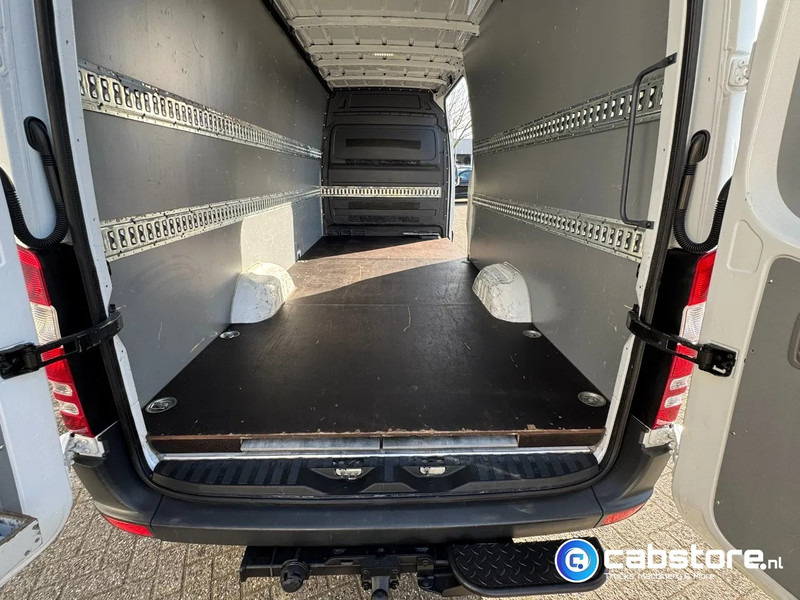 Mercedes-Benz Sprinter 316 CDI L3/H2 316 CDI Euro 5 - L3/H2 - Automaat - Geïntegreerde rijplaten in vloer - Bearlock - Year 2015 - Nieuwe banden - Furgon: 4 kép. Mercedes-Benz Sprinter 316 CDI L3/H2 316 CDI Euro 5 - L3/H2 - Automaat - Geïntegreerde rijplaten in vloer - Bearlock - Year 2015 - Nieuwe banden - Furgon: 4 kép.