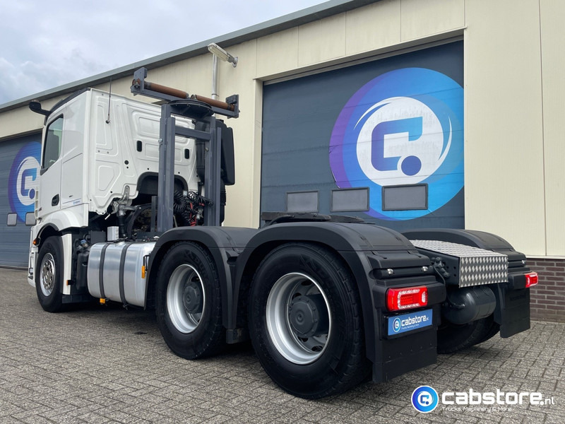 Mercedes-Benz Actros 3363 6x4 SLT Euro 6 3363 6x4 SLT Euro 6 - Zwaartransport - Heavy Load - Schwertransporte - 140 Ton - Year 2024 - Km 35.788 !! - Turbo Retarder Clutch - LIKE NEW !! - Nyergesvontató: 3 kép. Mercedes-Benz Actros 3363 6x4 SLT Euro 6 3363 6x4 SLT Euro 6 - Zwaartransport - Heavy Load - Schwertransporte - 140 Ton - Year 2024 - Km 35.788 !! - Turbo Retarder Clutch - LIKE NEW !! - Nyergesvontató: 3 kép.