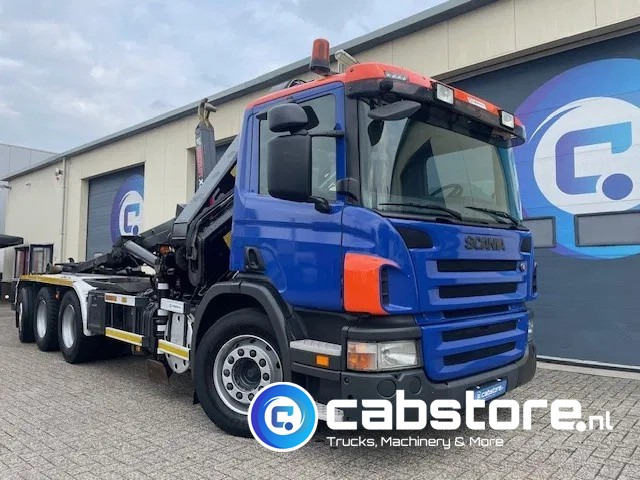 Scania P380 LB 8x4*4 HNA Euro 5 - HIAB 211 E-3 Hipro Crane with remote control + Multilift XR26S61 Hooklift - Year 2009 - Km 336.501 !! - Good condition - Darus autó: 2 kép. Scania P380 LB 8x4*4 HNA Euro 5 - HIAB 211 E-3 Hipro Crane with remote control + Multilift XR26S61 Hooklift - Year 2009 - Km 336.501 !! - Good condition - Darus autó: 2 kép.