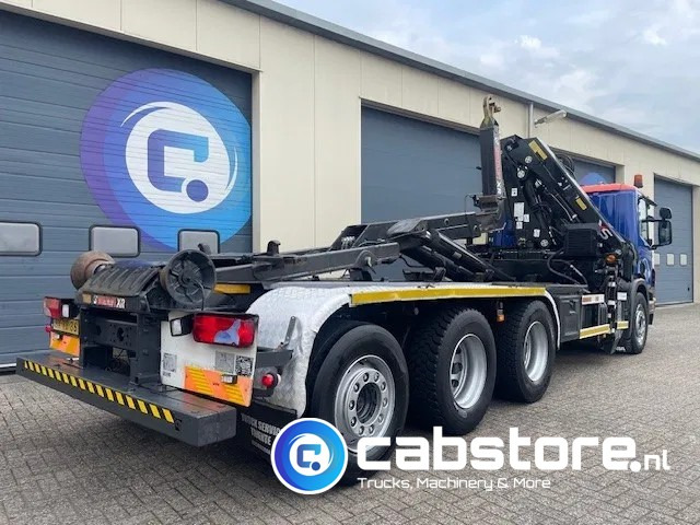Scania P380 LB 8x4*4 HNA Euro 5 - HIAB 211 E-3 Hipro Crane with remote control + Multilift XR26S61 Hooklift - Year 2009 - Km 336.501 !! - Good condition - Darus autó: 4 kép. Scania P380 LB 8x4*4 HNA Euro 5 - HIAB 211 E-3 Hipro Crane with remote control + Multilift XR26S61 Hooklift - Year 2009 - Km 336.501 !! - Good condition - Darus autó: 4 kép.