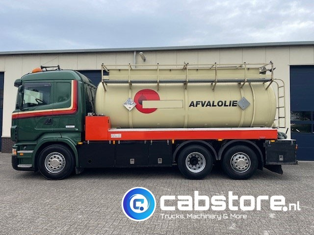 Scania R 420 LB 6X2*4 HNA - Tankwagen - ADR - Bouwjaar 2006 - 16.200 Liter - Weegsysteem - km 832.400 - Olietanks - Tartályos teherautó: 5 kép. Scania R 420 LB 6X2*4 HNA - Tankwagen - ADR - Bouwjaar 2006 - 16.200 Liter - Weegsysteem - km 832.400 - Olietanks - Tartályos teherautó: 5 kép.