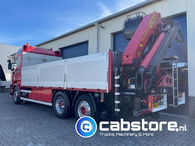 Scania R520 LB6X2*4HNB Euro 6 - Bouwjaar 2013 - Highline - Opticruise - Open box + Palfinger PK 24001-K B Autolaadkraan - Good condition ! - Platós teherautó, Darus autó: 5 kép. Scania R520 LB6X2*4HNB Euro 6 - Bouwjaar 2013 - Highline - Opticruise - Open box + Palfinger PK 24001-K B Autolaadkraan - Good condition ! - Platós teherautó, Darus autó: 5 kép.