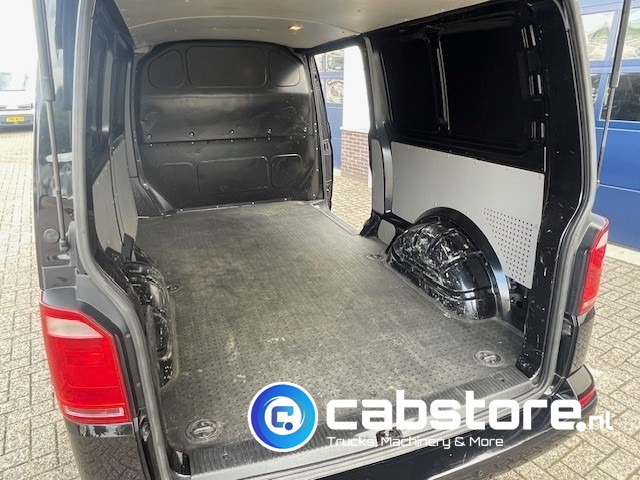 Kis furgon Volkswagen Transporter T6 2.0 TDI Euro 6   - Bouwjaar 2017 - Gesloten bestelwagen - DSG 7 - L2-H1 - Achterklep - 18 Inch velgen: 18 kép.