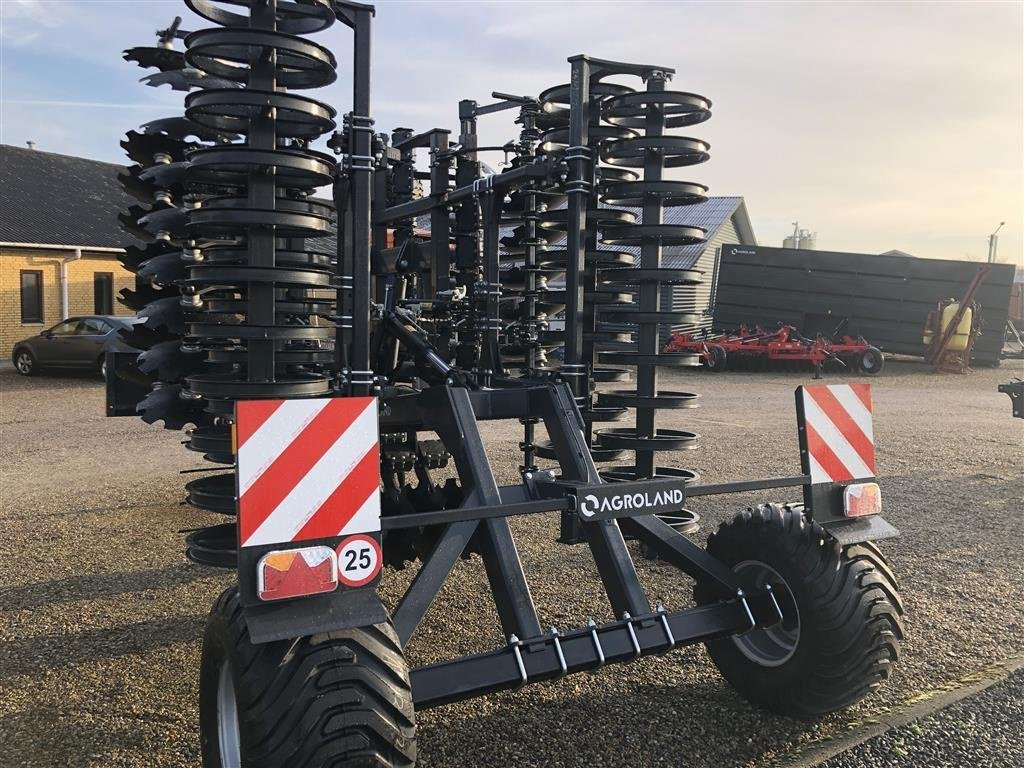 Agroland TITANUM HEAVY THV500 - Forgóborona: 4 kép. Agroland TITANUM HEAVY THV500 - Forgóborona: 4 kép.