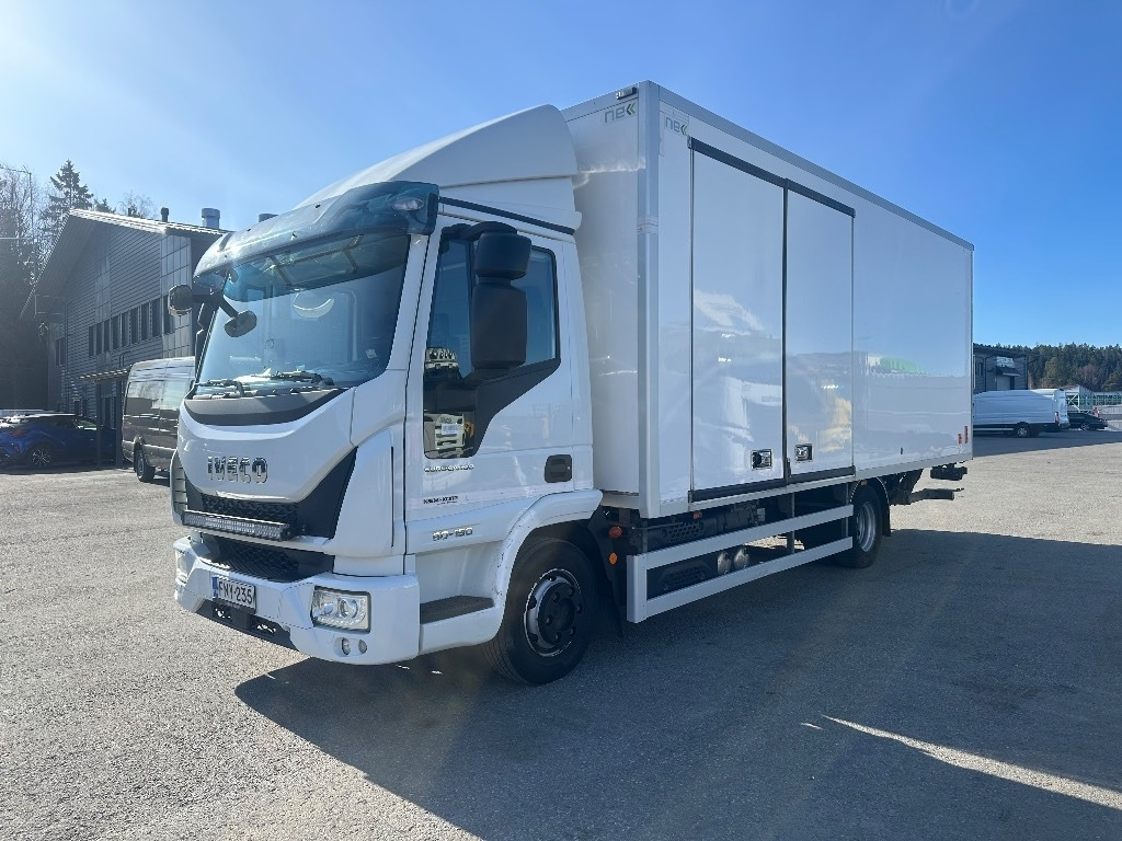 Iveco Eurocargo 100E190 - Dobozos felépítményű teherautó: 1 kép. Iveco Eurocargo 100E190 - Dobozos felépítményű teherautó: 1 kép.