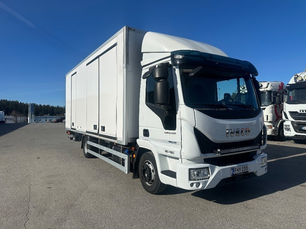 Iveco Eurocargo 100E190 - Dobozos felépítményű teherautó: 3 kép. Iveco Eurocargo 100E190 - Dobozos felépítményű teherautó: 3 kép.