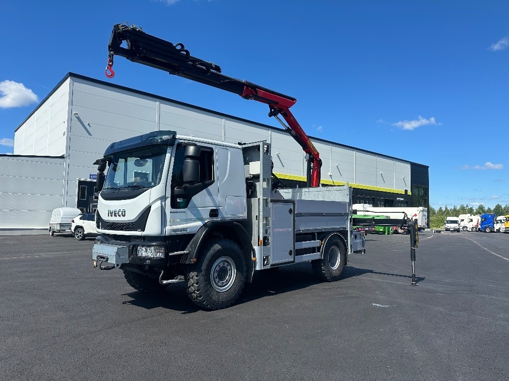 Iveco Eurocargo ML150E28 4x4 sähkölaitos varustein - Darus autó: 1 kép. Iveco Eurocargo ML150E28 4x4 sähkölaitos varustein - Darus autó: 1 kép.