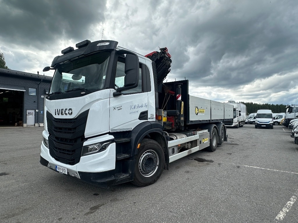 Iveco S-Way AD 260S48 - Darus autó: 1 kép. Iveco S-Way AD 260S48 - Darus autó: 1 kép.
