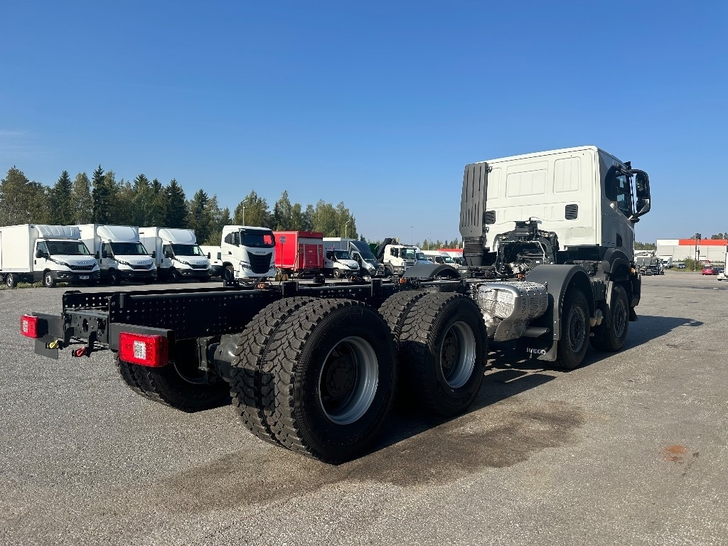 Iveco T-Way 410T510 8x4 - Alvaz teherautó: 4 kép. Iveco T-Way 410T510 8x4 - Alvaz teherautó: 4 kép.