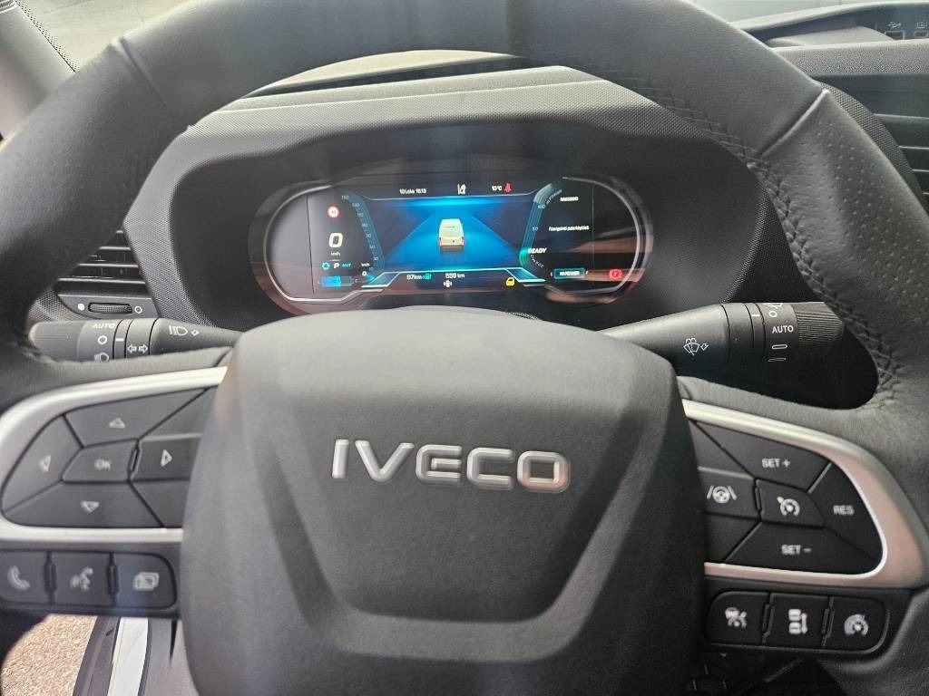 Iveco eDaily 42S14 12m3 - Furgon, Elektromos kisteherautó: 5 kép. Iveco eDaily 42S14 12m3 - Furgon, Elektromos kisteherautó: 5 kép.