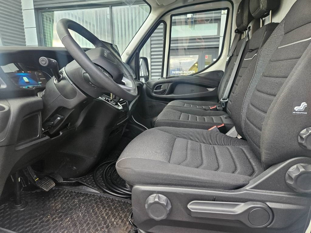 Iveco eDaily 42S14 12m3 - Furgon, Elektromos kisteherautó: 4 kép. Iveco eDaily 42S14 12m3 - Furgon, Elektromos kisteherautó: 4 kép.