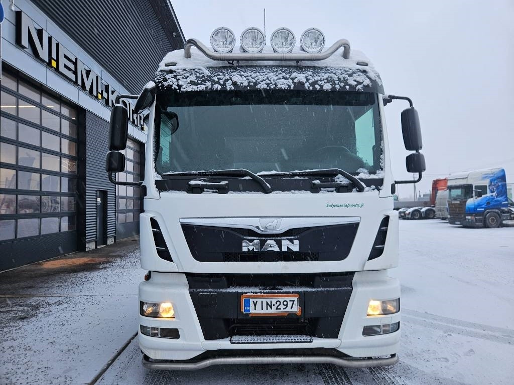 MAN TGM - Alvaz teherautó: 2 kép. MAN TGM - Alvaz teherautó: 2 kép.