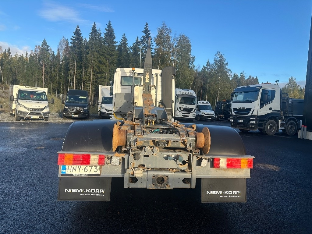 Mercedes-Benz Actros 2545 L 6x2 - Horgos rakodó teherautó: 5 kép. Mercedes-Benz Actros 2545 L 6x2 - Horgos rakodó teherautó: 5 kép.