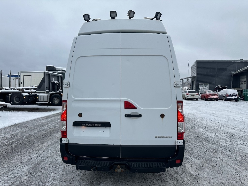 Furgon Renault Master huoltoauto varusteineen: 7 kép.