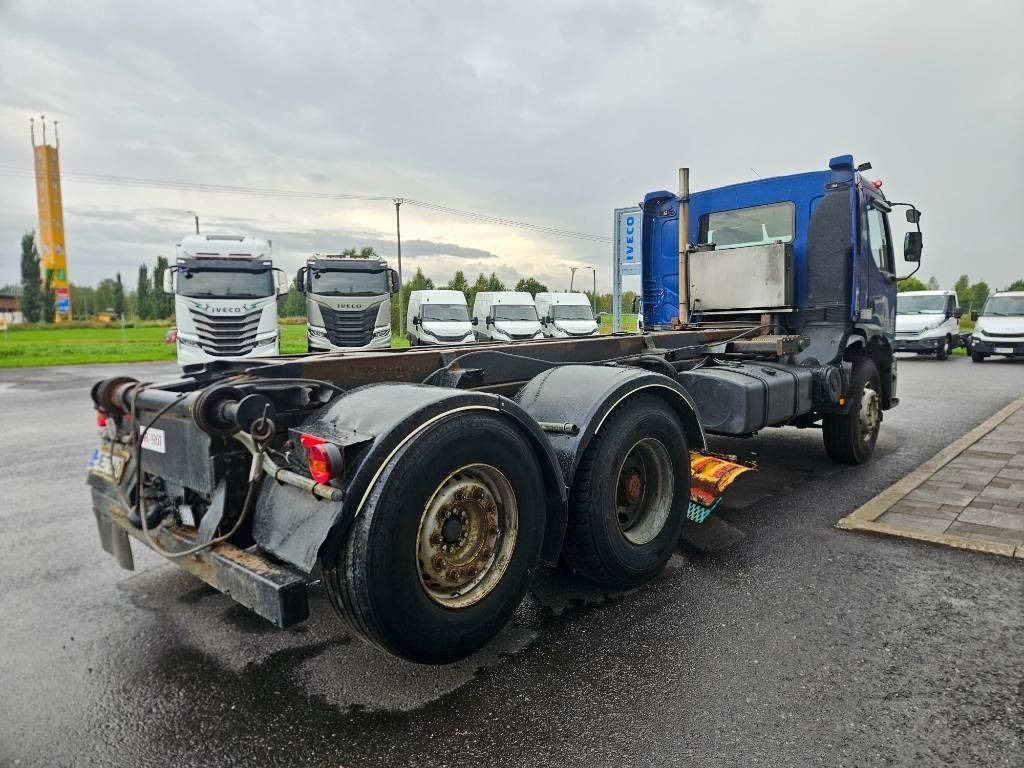 Renault Premium 320 tienhoitoauto - Alvaz teherautó: 3 kép. Renault Premium 320 tienhoitoauto - Alvaz teherautó: 3 kép.