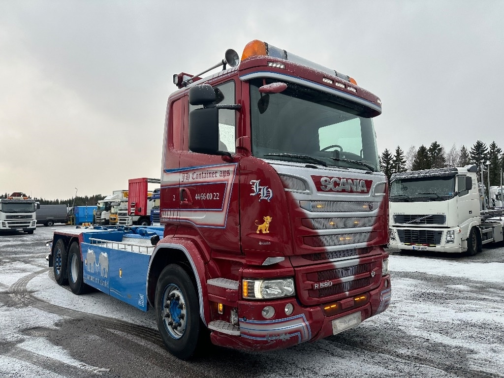 Scania R580 6x2*4 - Horgos rakodó teherautó: 3 kép. Scania R580 6x2*4 - Horgos rakodó teherautó: 3 kép.