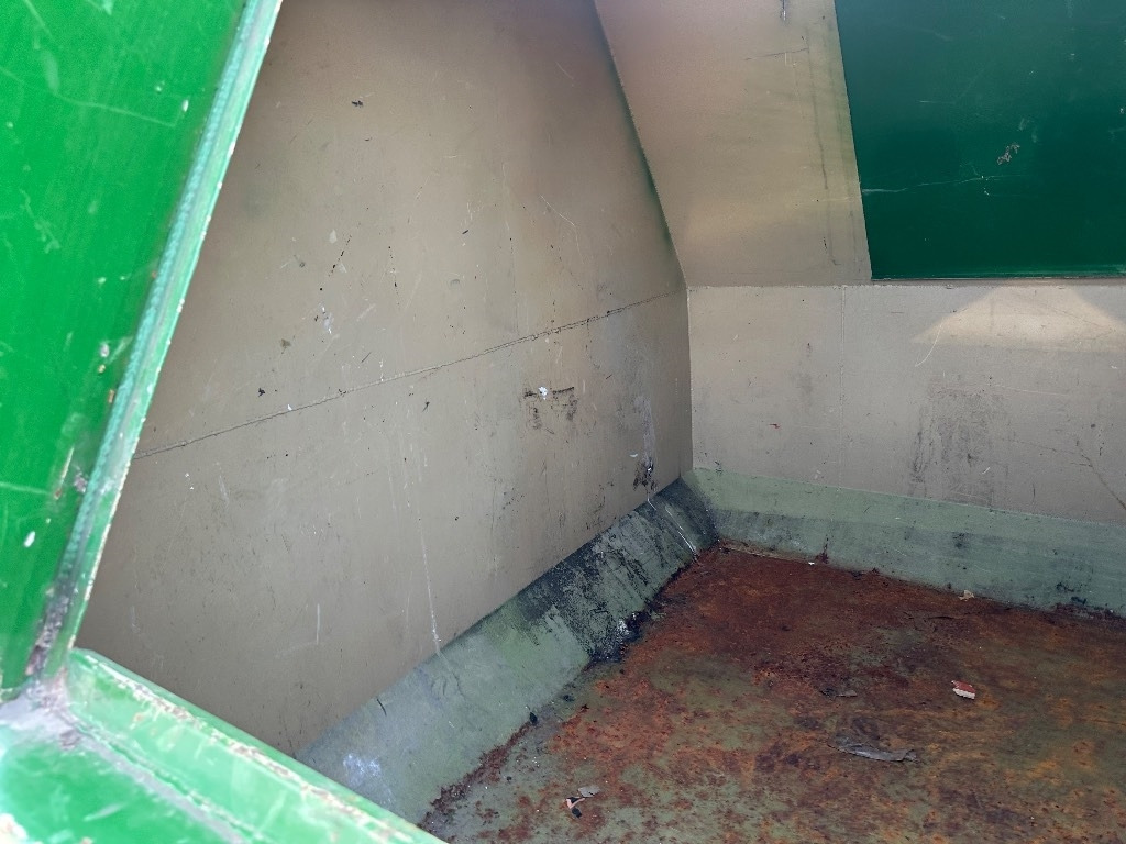 Multiliftes konténer Vaihtolava Roskalava: 6 kép. Multiliftes konténer Vaihtolava Roskalava: 6 kép.