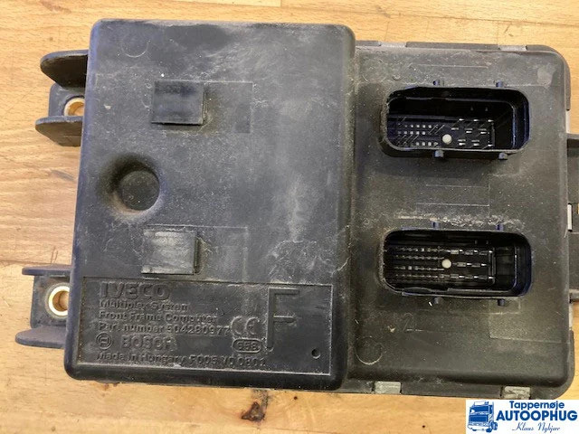 Iveco 504280976 - Elektromos rendszer - Teherautó: 2 kép. Iveco 504280976 - Elektromos rendszer - Teherautó: 2 kép.